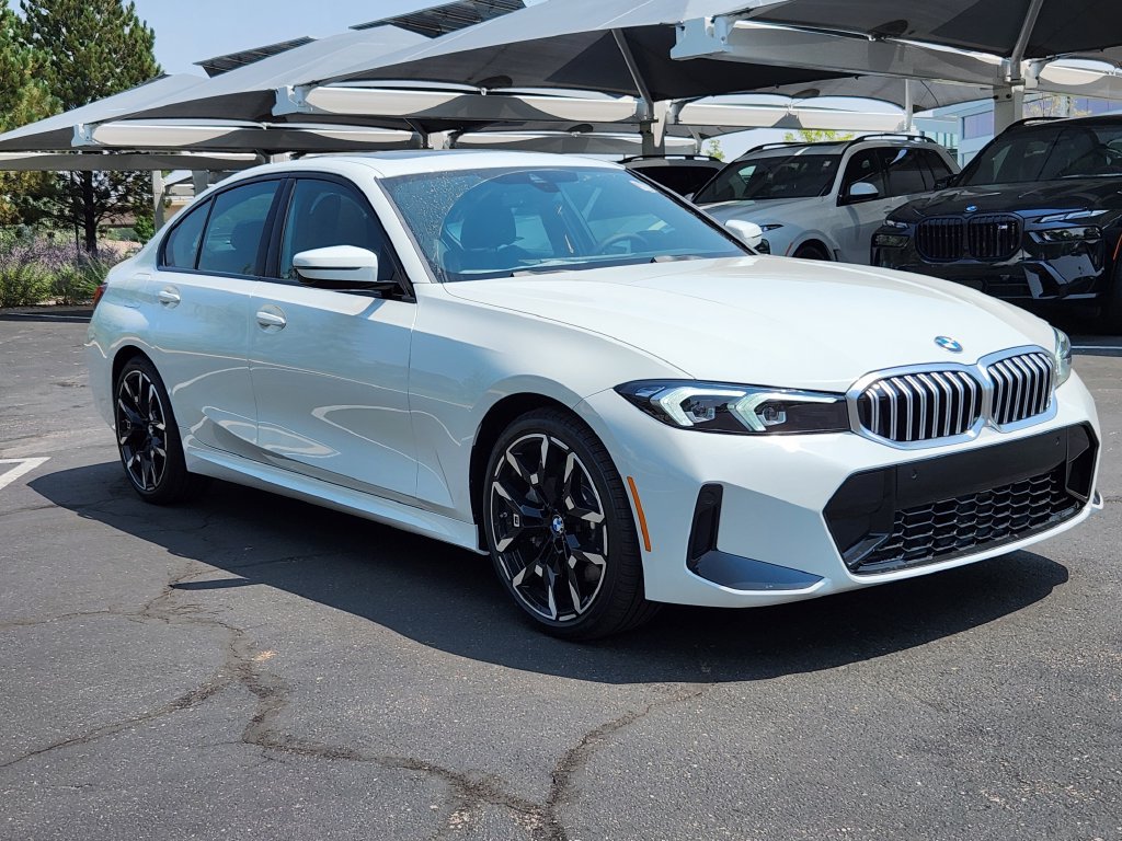 New 2026 BMW 330i xDrive Sedan w/ M Sport Package AWD/4WD image 5