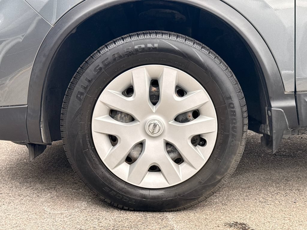 Used 2020 Nissan Rogue Sport S FWD image 12