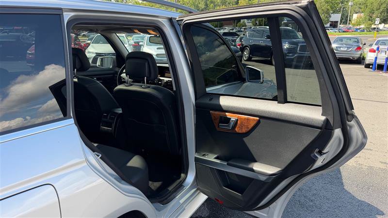 Used 2012 Mercedes-Benz GLK 350 4MATIC image 38