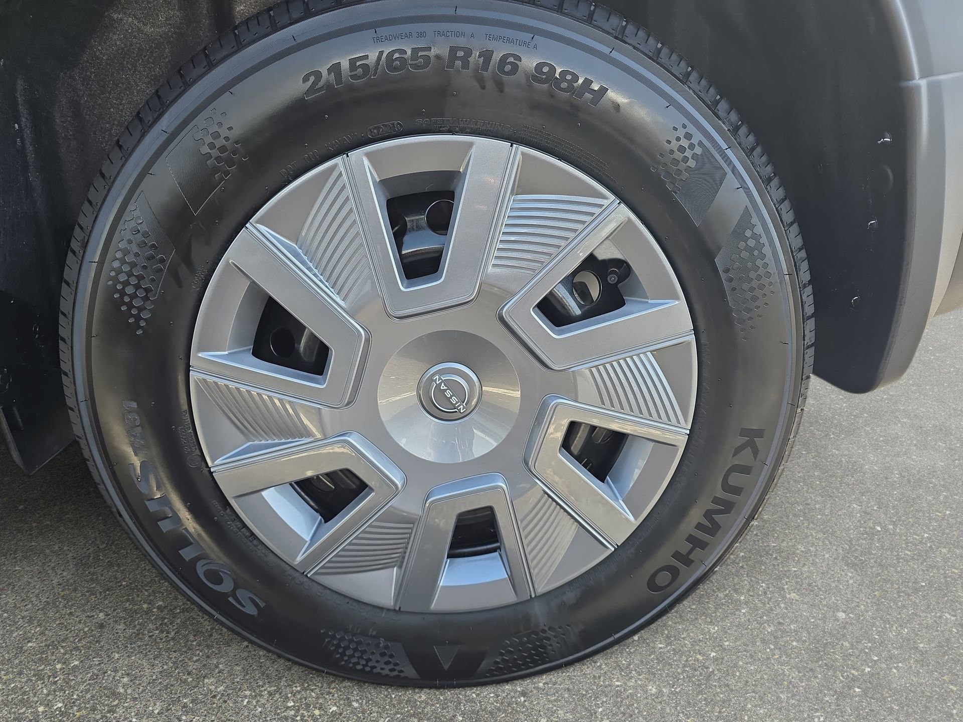 New 2026 Nissan Kicks S FWD image 32