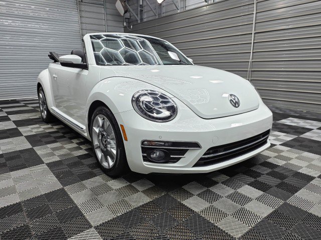 Used 2019 Volkswagen Beetle 2.0T FWD image 4