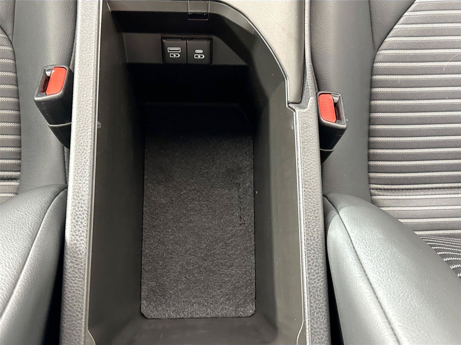 Certified 2024 Toyota Camry SE FWD image 29