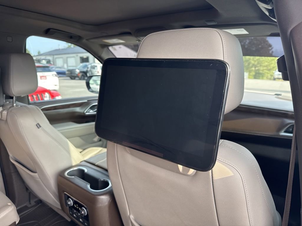 Used 2021 Chevrolet Tahoe Z71 w/ Rear Media and Nav Package image 23