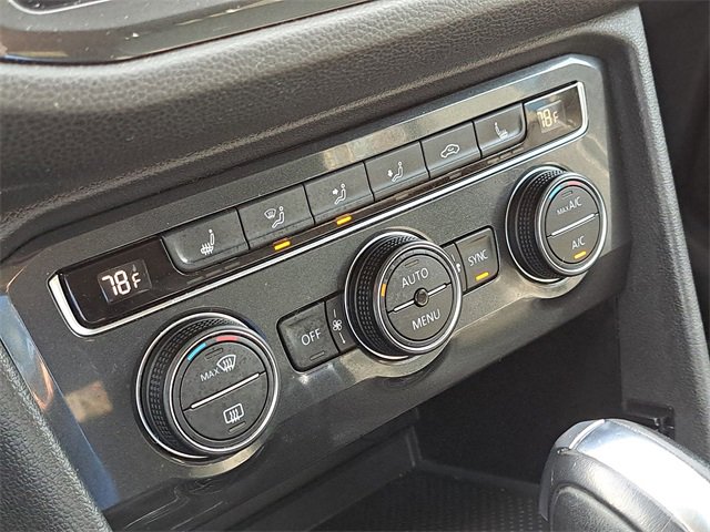 Used 2019 Volkswagen Tiguan SE image 15