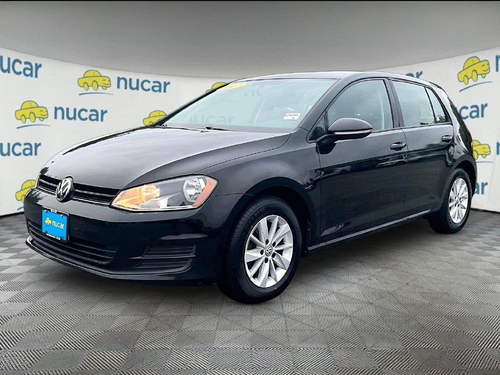 Used 2017 Volkswagen Golf S FWD image 3