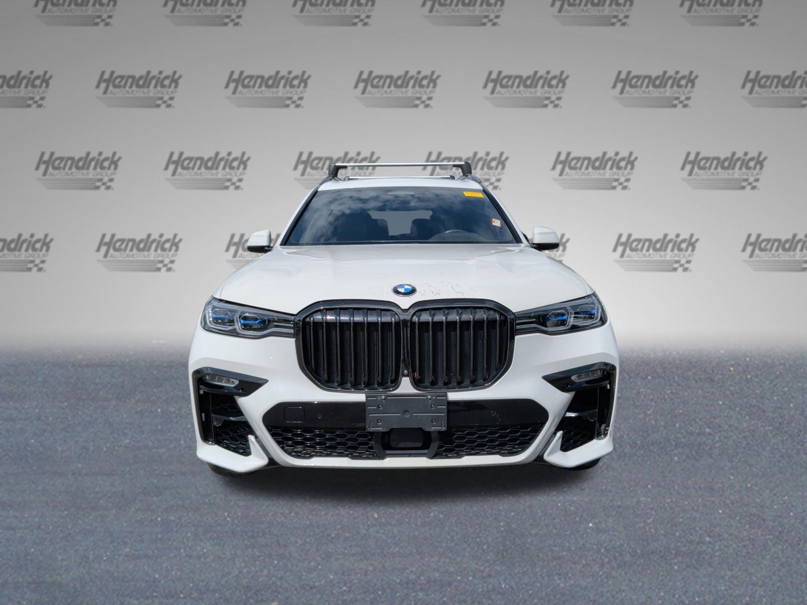 Used 2021 BMW X7 M50i w/ Dynamic Handling Package image 5