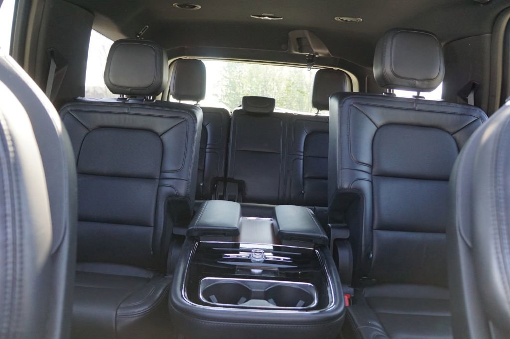 Used 2020 Lincoln Navigator Reserve w/ Luxury Package AWD/4WD image 14