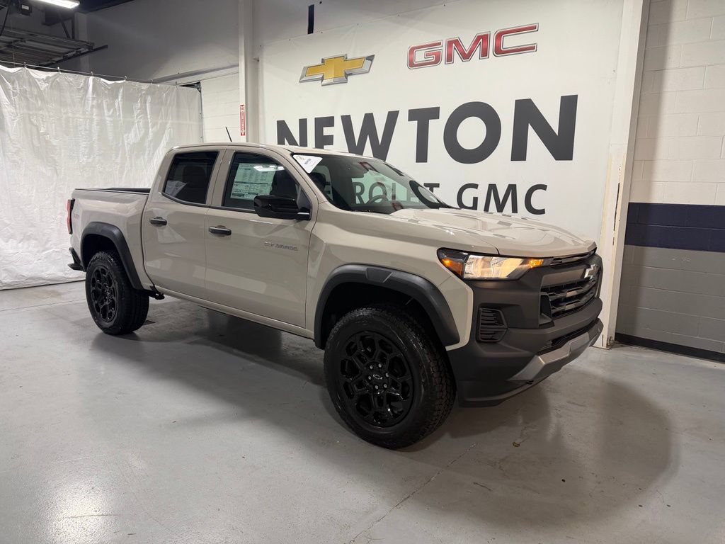 New 2026 Chevrolet Colorado Trail Boss AWD/4WD image 2