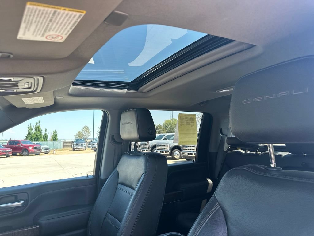 Certified 2020 GMC Sierra 3500 Denali w/ Denali Ultimate Package AWD/4WD image 18