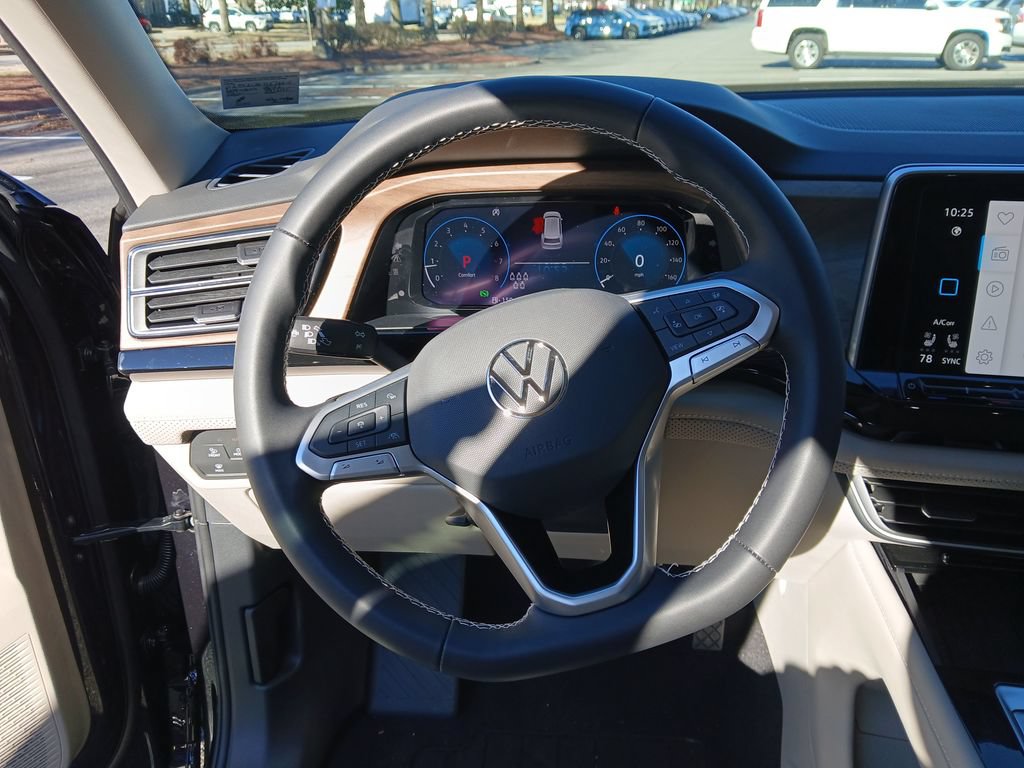 New 2026 Volkswagen Atlas SE FWD image 14
