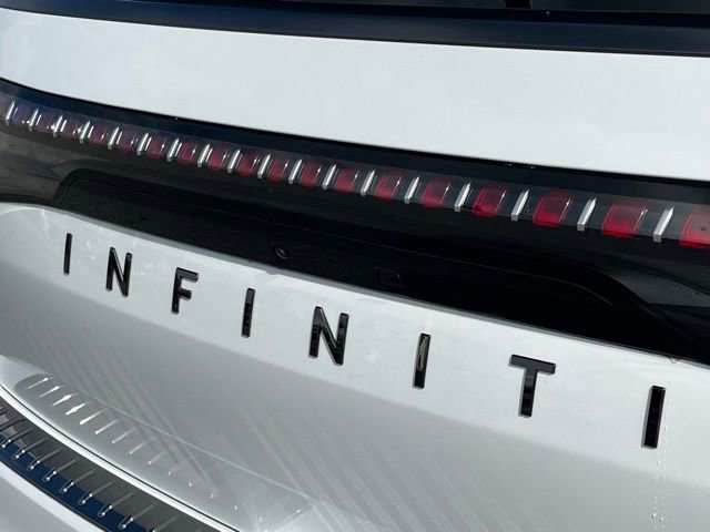 New 2026 INFINITI QX80 4WD image 35