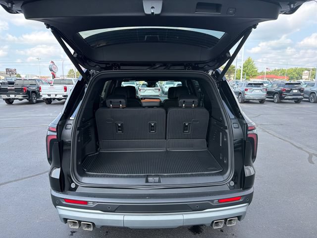 New 2027 Chevrolet Traverse Z71 w/ Driver Confidence Package AWD/4WD image 25