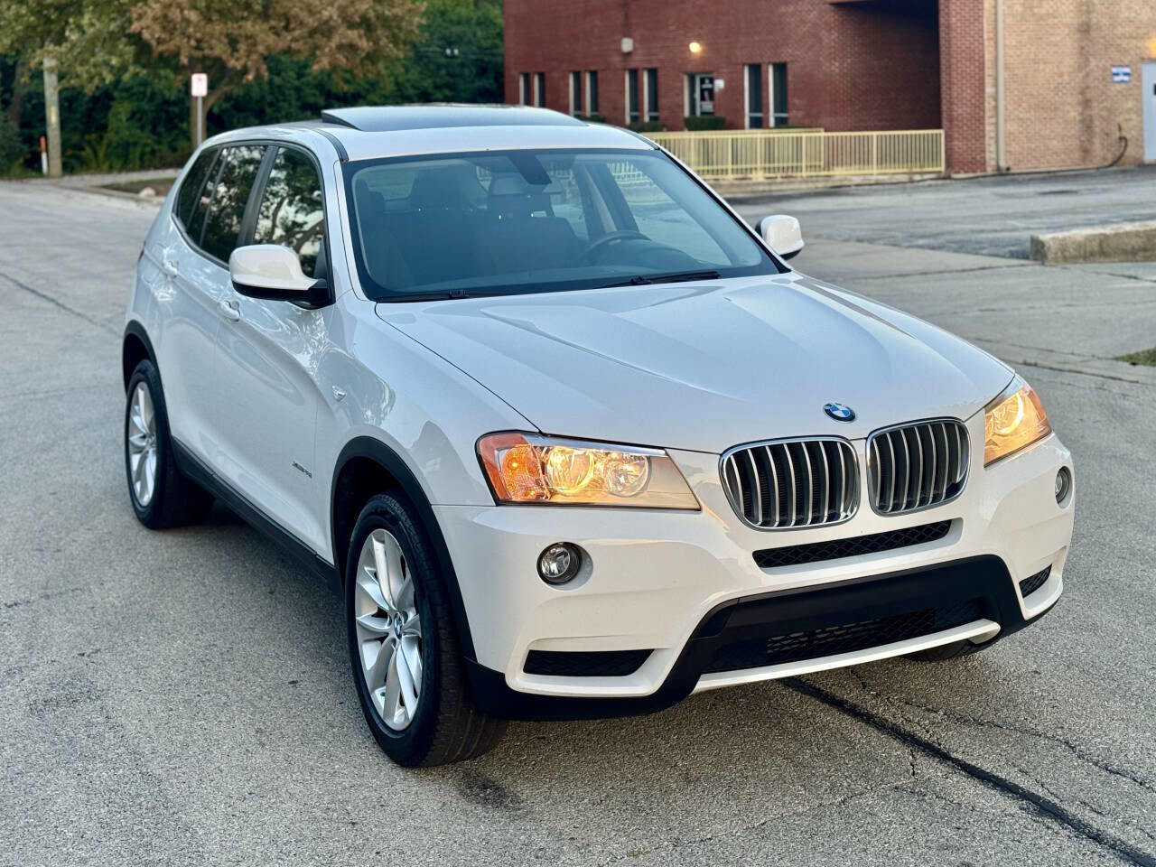 Used 2013 BMW X3 xDrive28i image 2