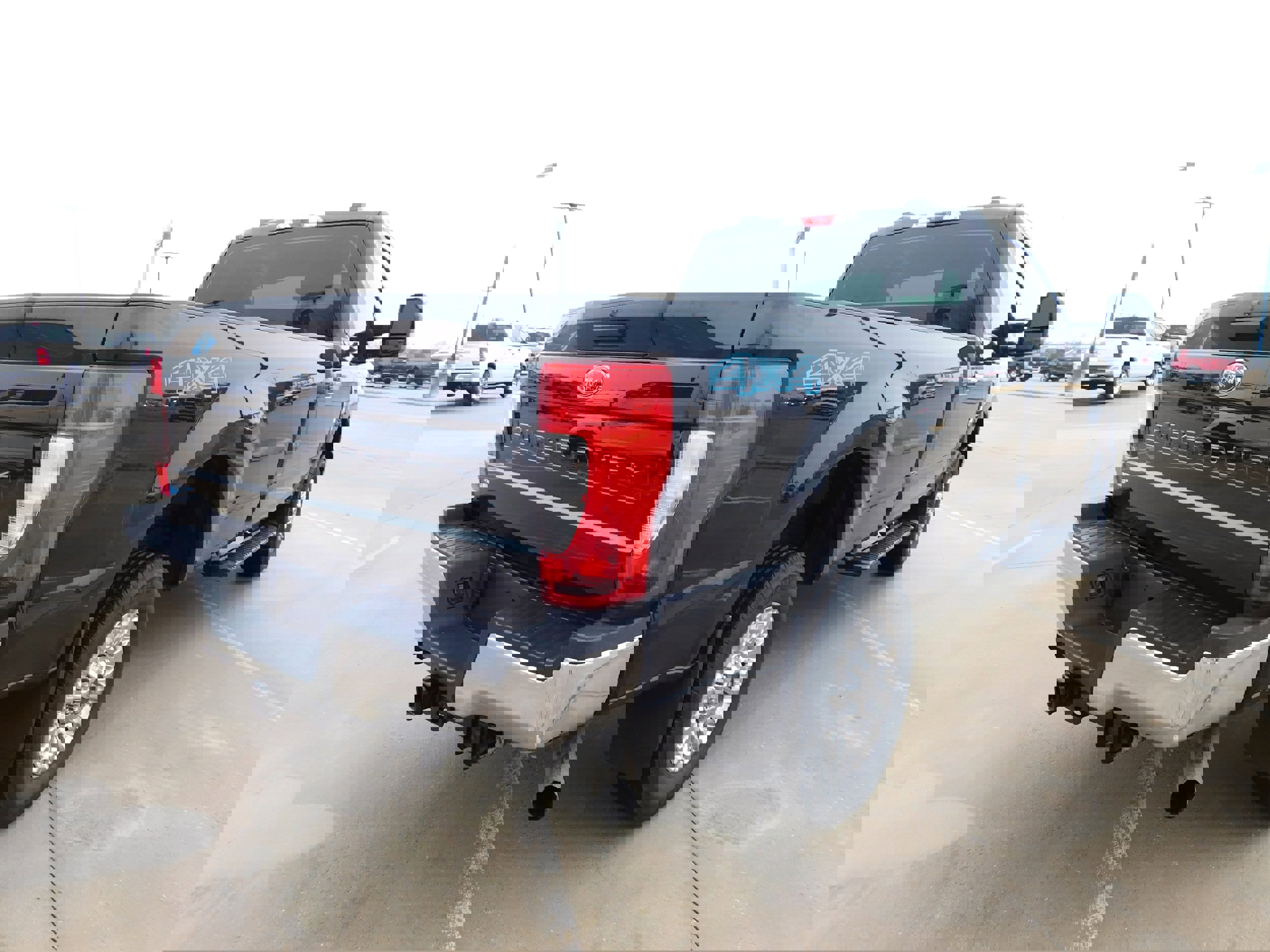 Used 2022 Ford F350 XL w/ STX Appearance Package image 4