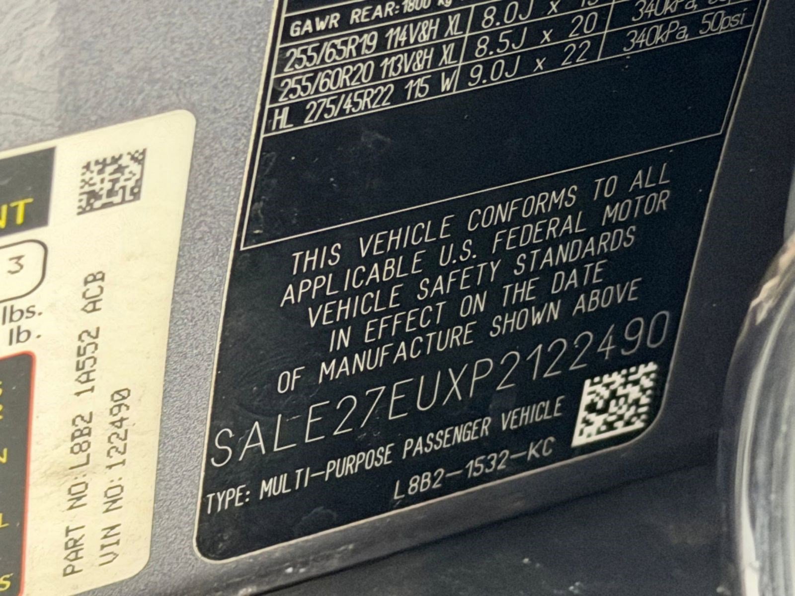 Certified 2023 Land Rover Defender 110 X-Dynamic SE image 20