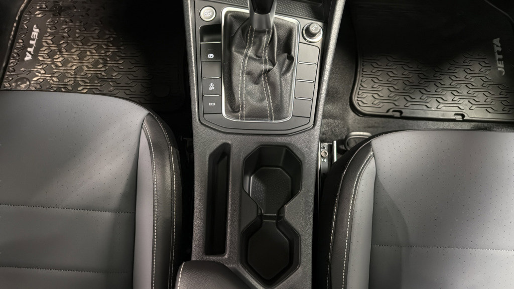 New 2026 Volkswagen Jetta SE image 33