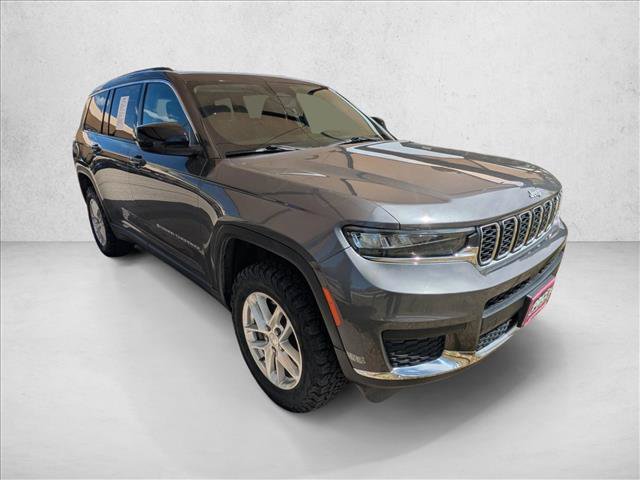 Used 2023 Jeep Grand Cherokee L Laredo w/ Luxury Tech Group I AWD/4WD video 3