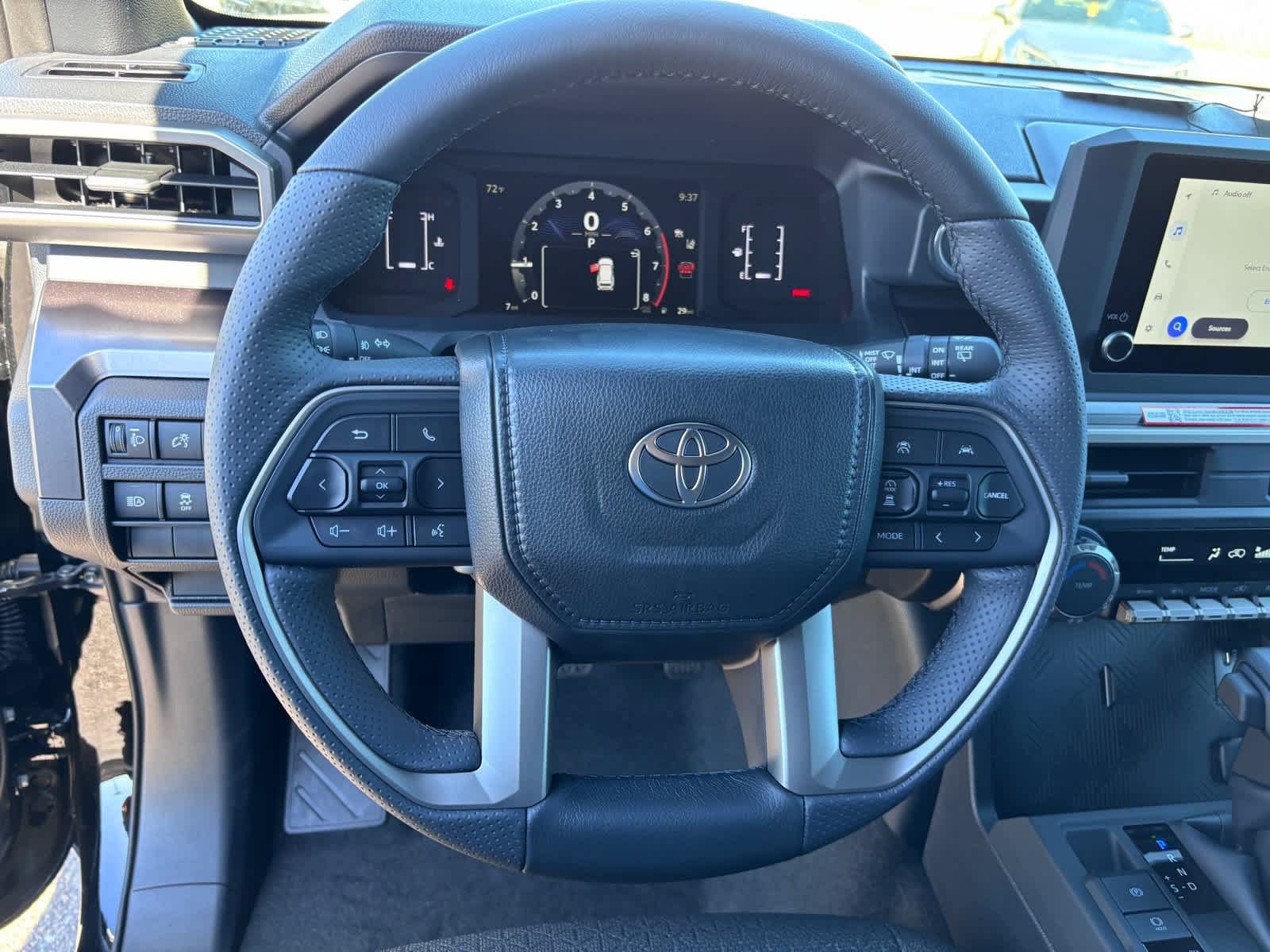 New 2026 Toyota 4Runner SR5 AWD/4WD image 17
