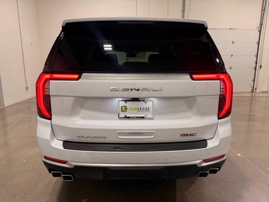 Used 2026 GMC Yukon Denali w/ Sun & Power Step Package AWD/4WD image 6