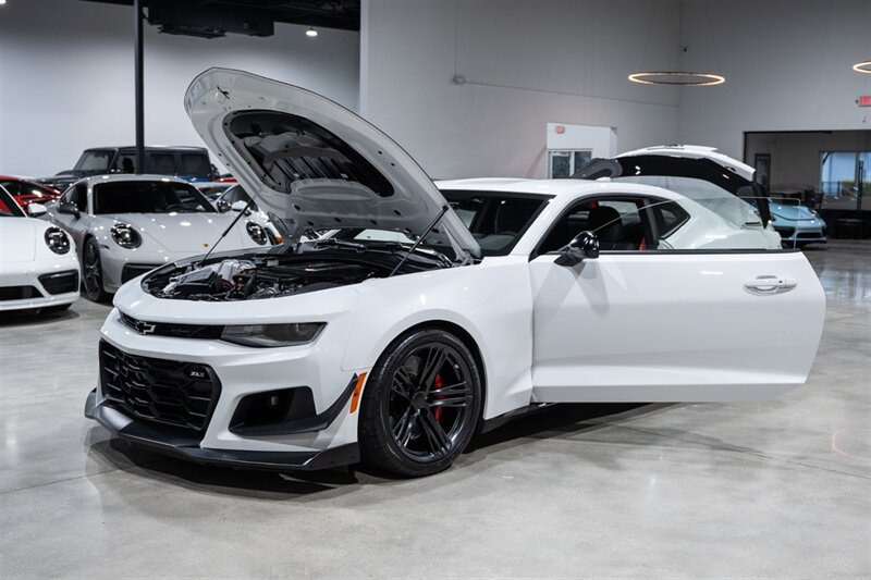 Used 2018 Chevrolet Camaro ZL1 RWD image 34