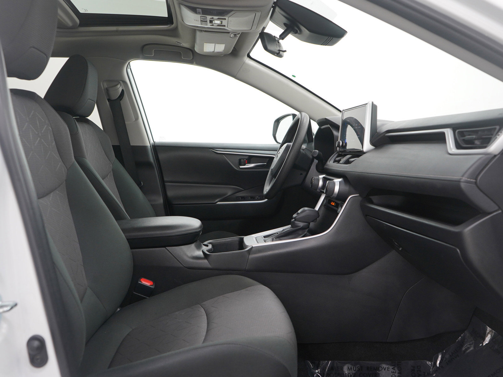 Used 2024 Toyota RAV4 XLE w/ Convenience Package AWD/4WD image 15