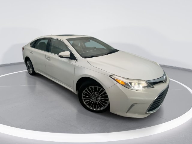 Used 2016 Toyota Avalon Limited w/ Toyota Safety Sense Package