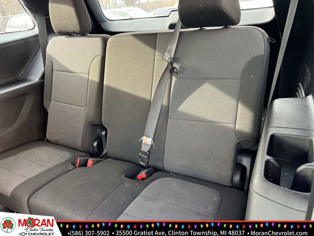 Certified 2023 Chevrolet Traverse LT image 13