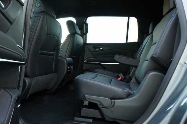 New 2026 Chevrolet Traverse LT w/ Enhanced Driving Package FWD image 25