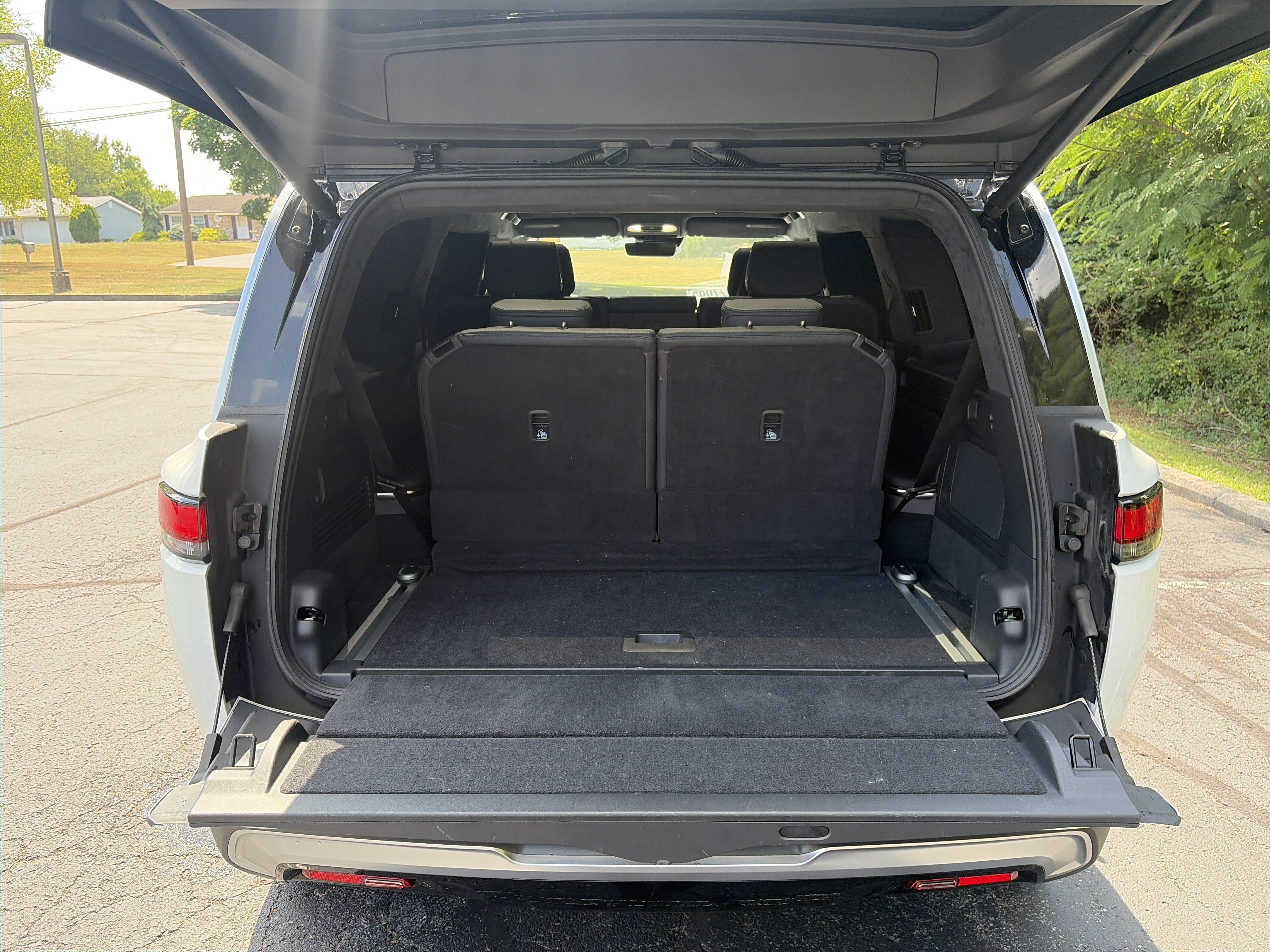 Used 2022 Rivian R1S Launch Edition AWD/4WD image 34
