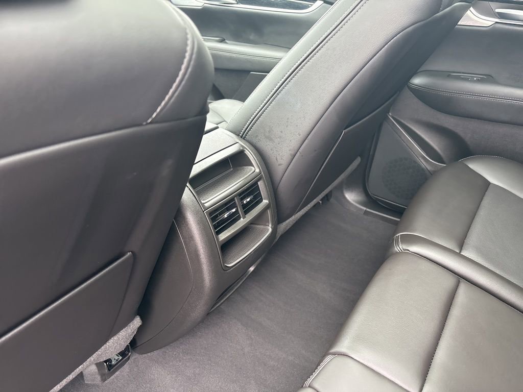 Used 2023 Cadillac XT5 Premium Luxury w/ Technology Package image 30
