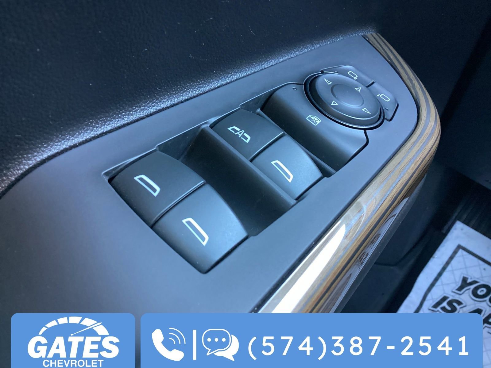 Used 2023 GMC Acadia SLE w/ Driver Convenience Package image 28