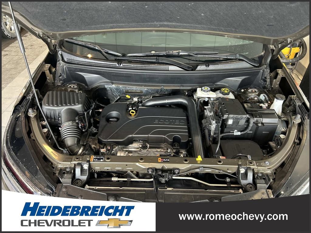 Used 2024 Chevrolet Equinox LT w/ LPO, Floor Liner Package image 9