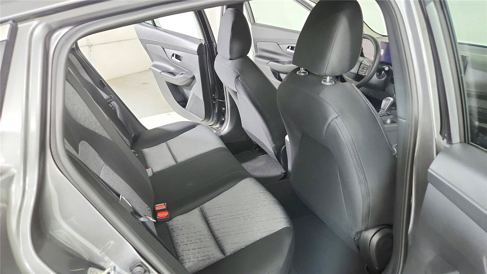 Used 2026 Nissan Sentra SV w/ Floor Mat Package FWD image 24