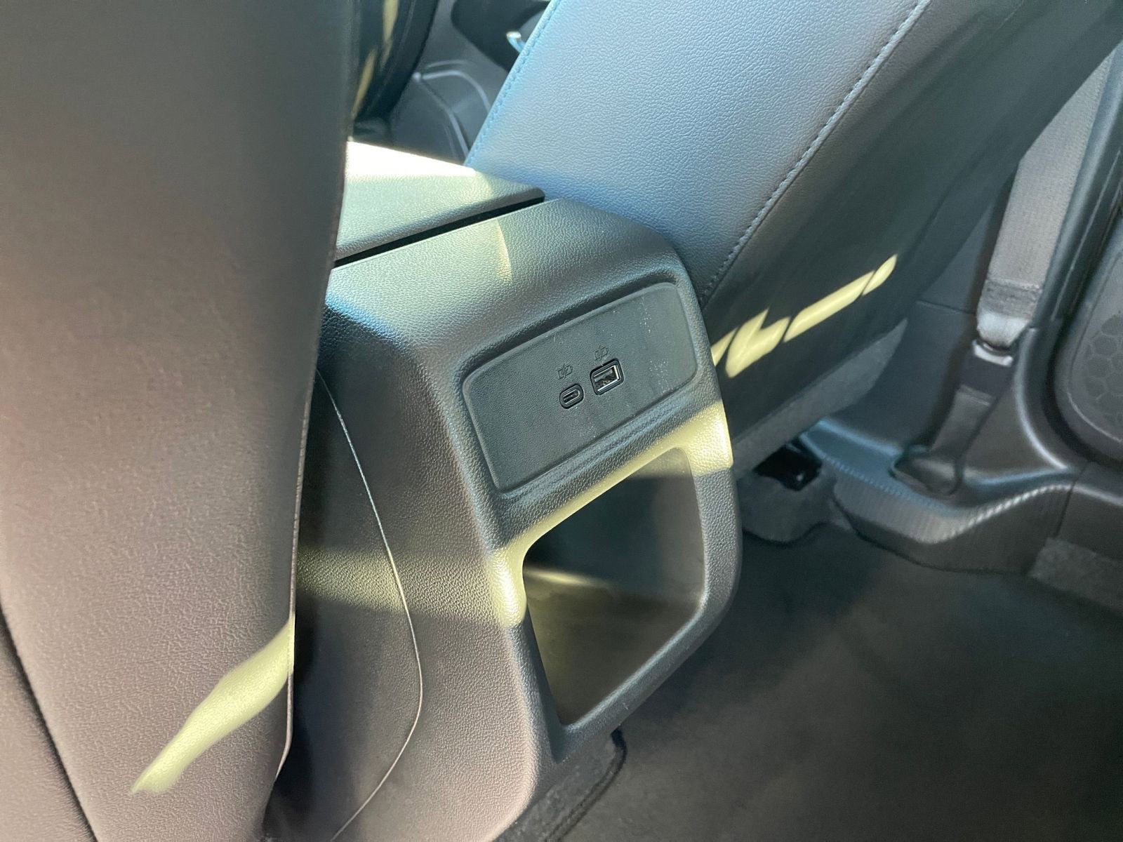 Used 2025 Chevrolet Trax LT image 23