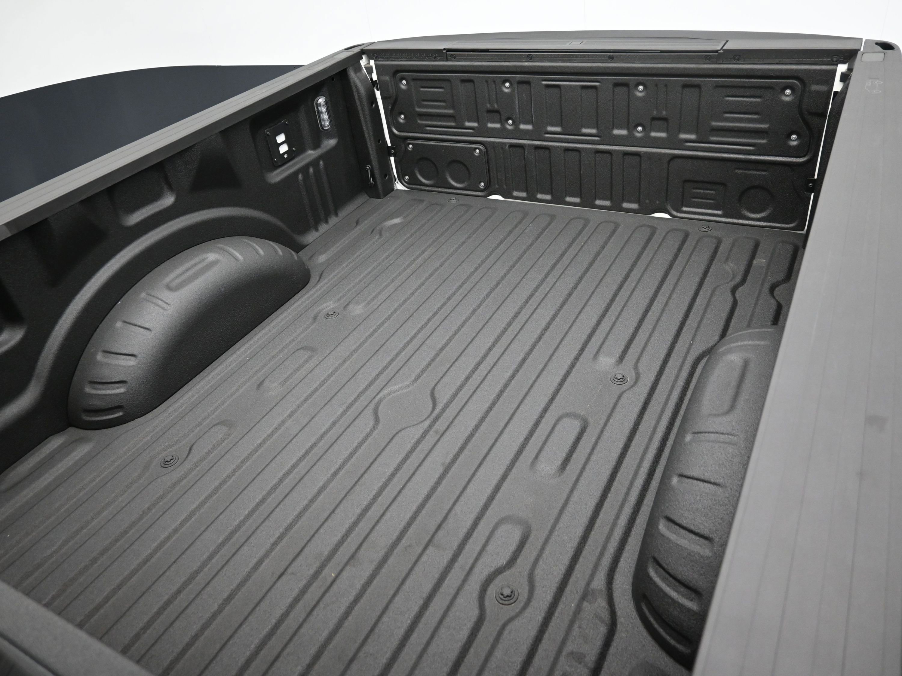 Used 2026 Ford F250 Platinum AWD/4WD image 46
