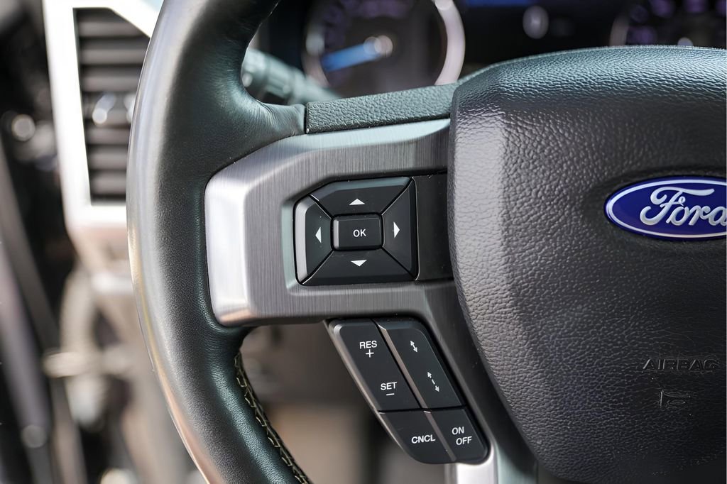 Used 2020 Ford Expedition Platinum image 17