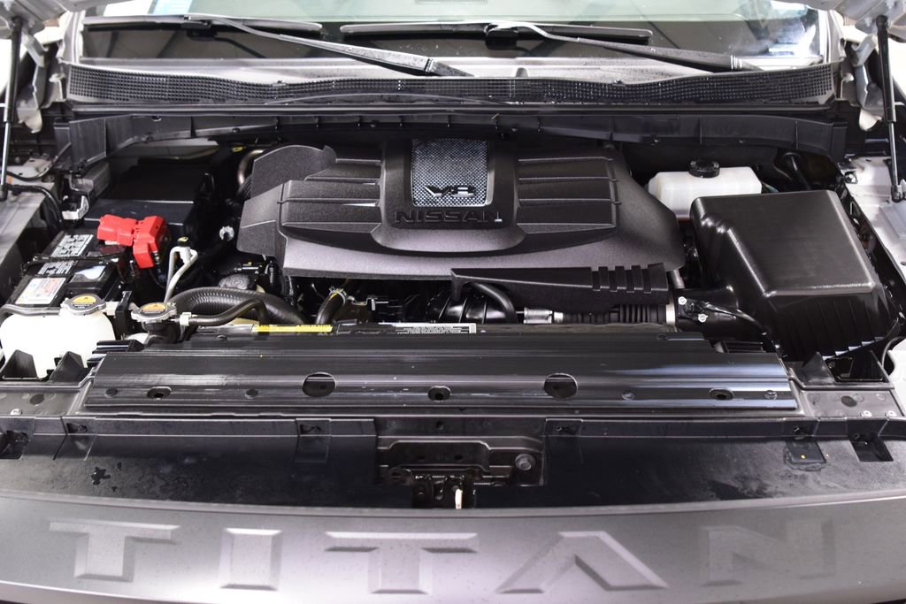 Used 2024 Nissan Titan PRO-4X w/ Pro-4x Convenience Package image 28