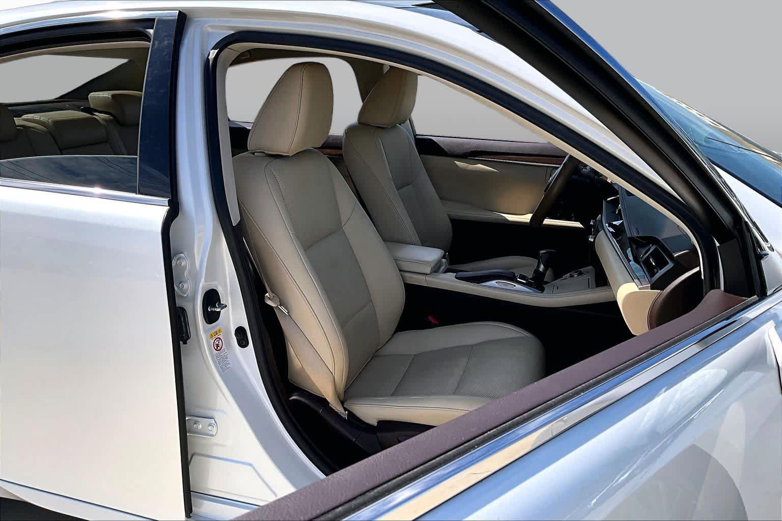Used 2018 Lexus ES 350 w/ Navigation System Package FWD image 9