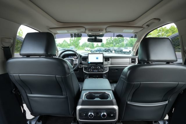 Used 2022 Ford Expedition XLT AWD/4WD image 27