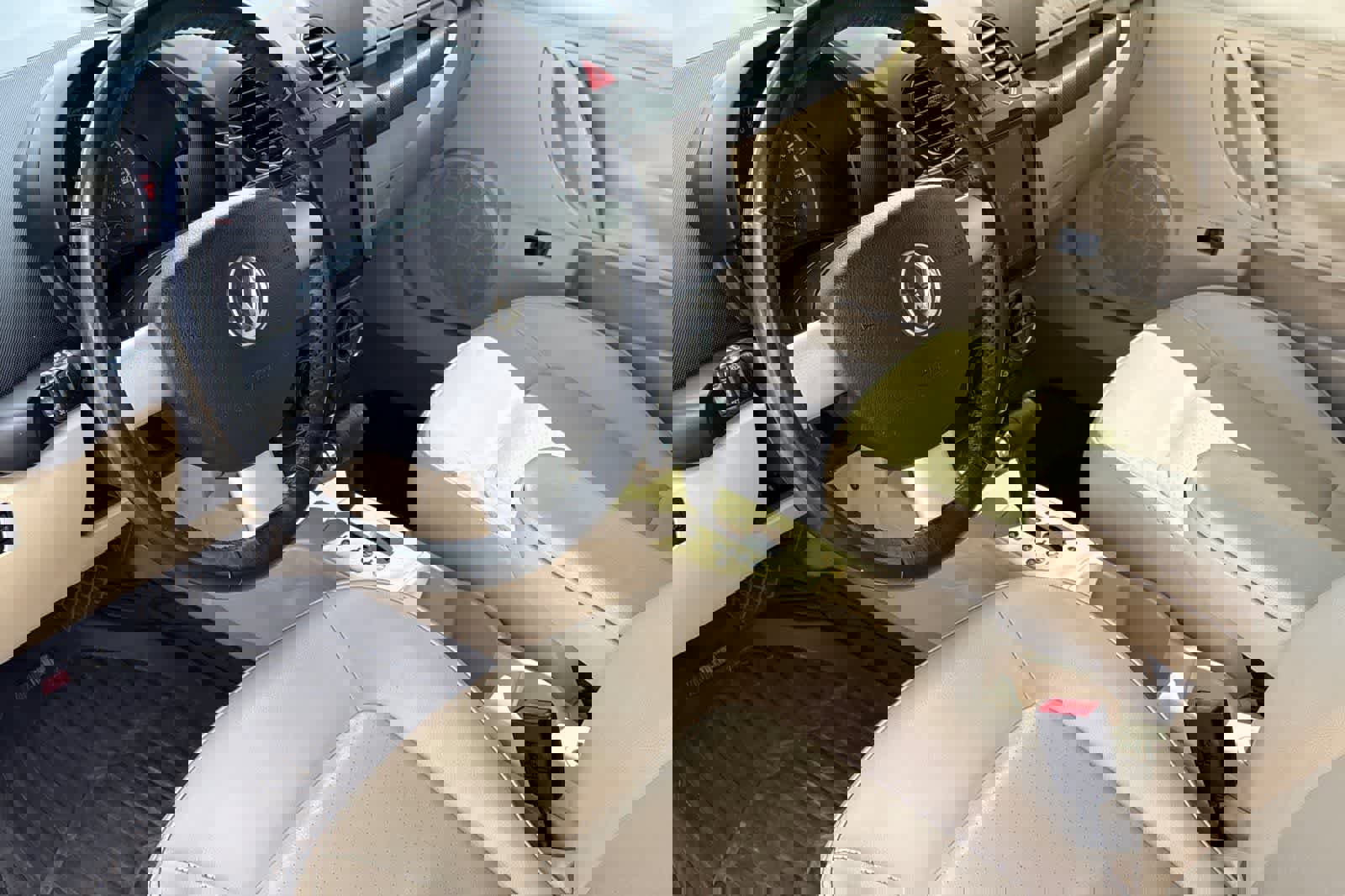 Used 2009 Volkswagen Beetle S image 12