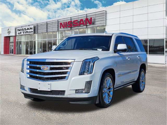 Used 2020 Cadillac Escalade Premium Luxury image 3