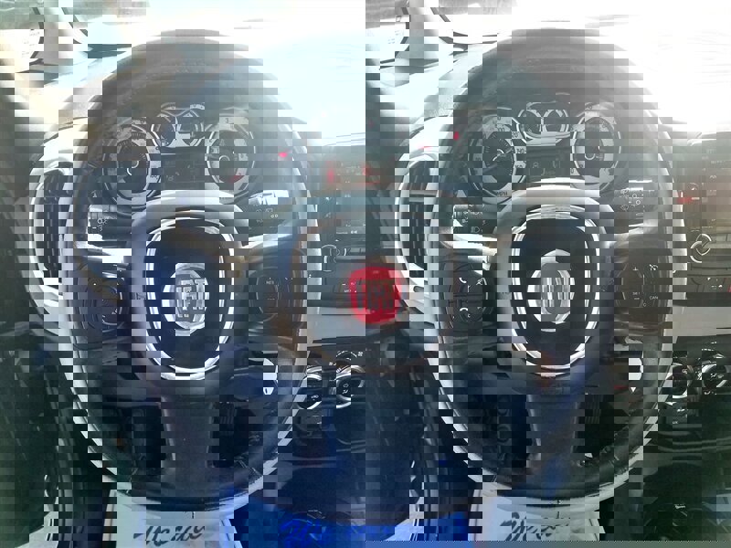 Used 2014 FIAT 500L Easy w/ Popular Equipment Group image 7