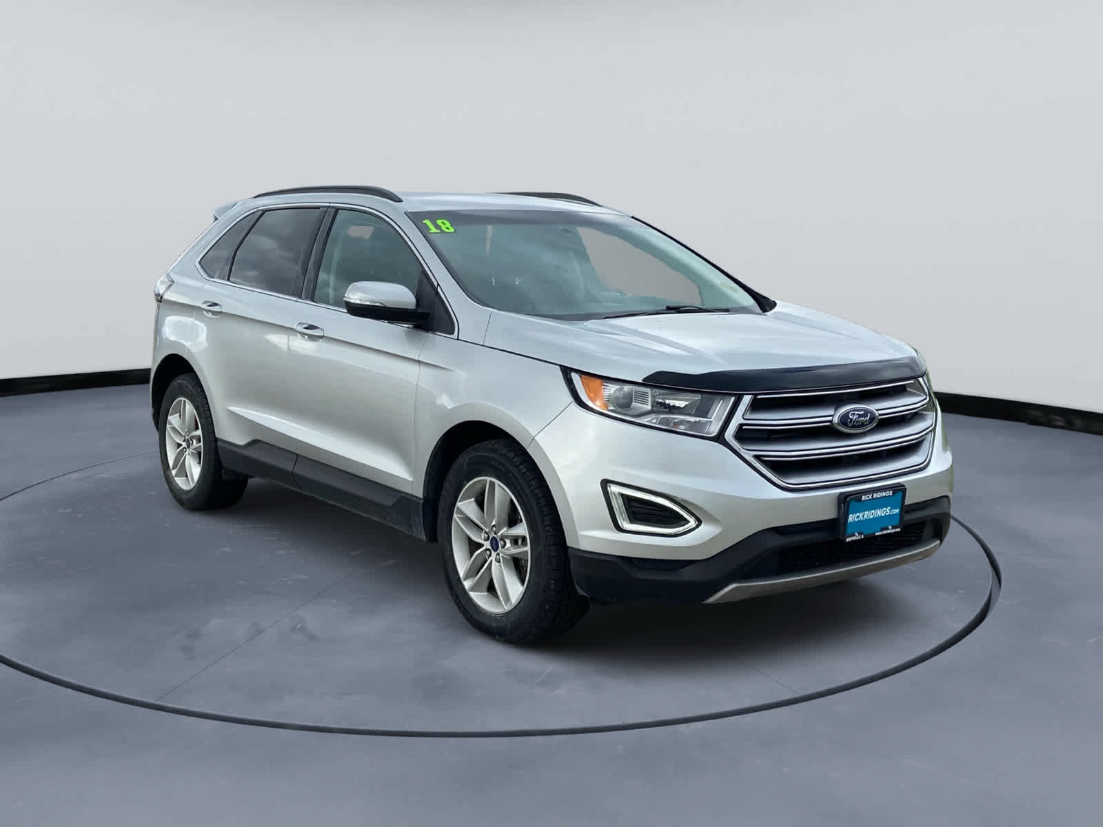 Used 2018 Ford Edge SEL w/ Equipment Group 201A AWD/4WD image 3