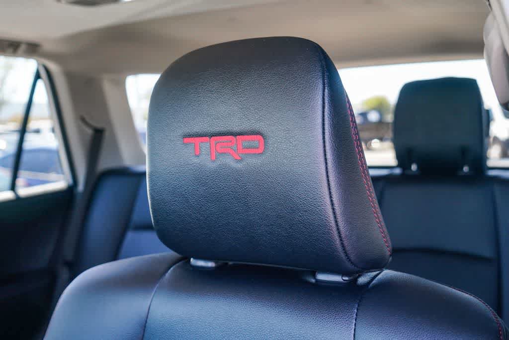 Used 2024 Toyota 4Runner TRD Off-Road Premium w/ Off Road Premium Plus Package AWD/4WD image 26