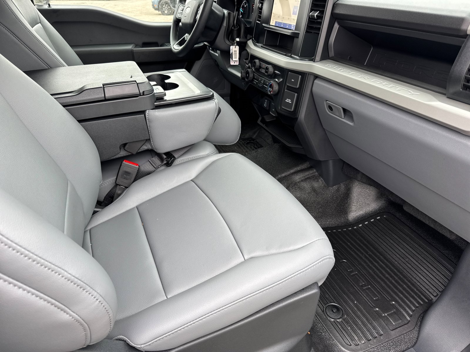 New 2026 Ford F450 XL image 15