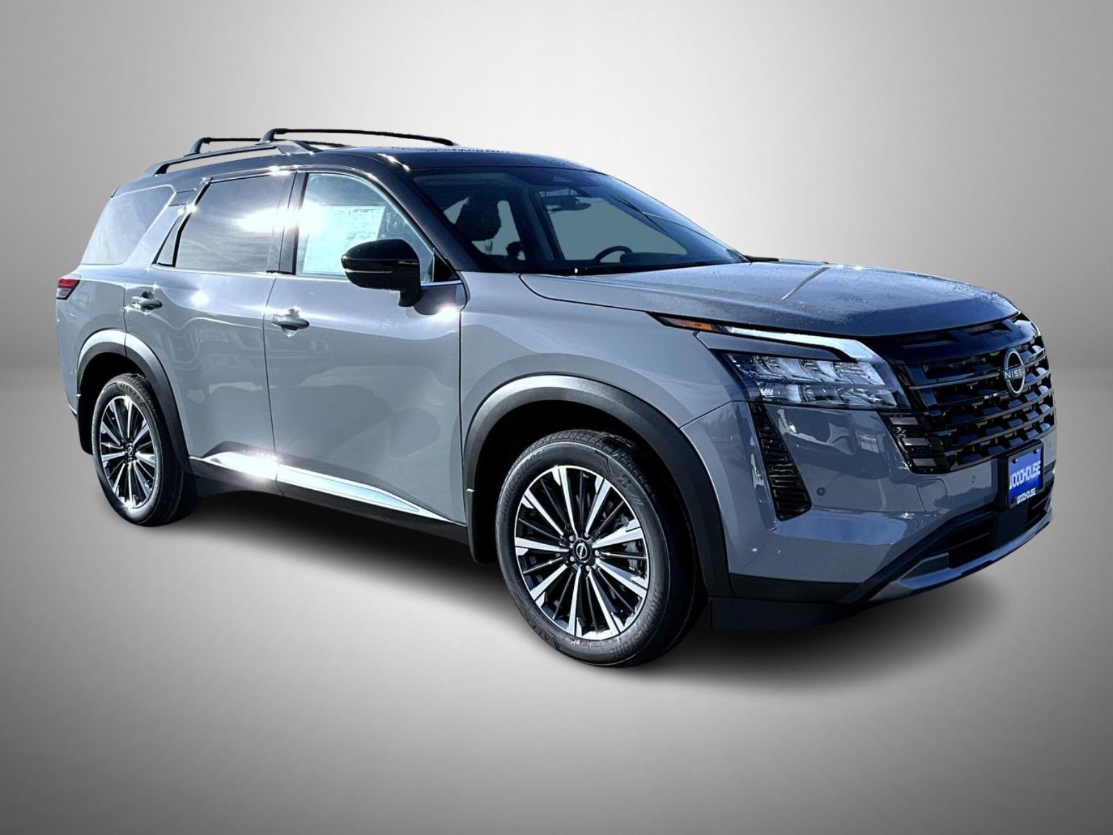 New 2026 Nissan Pathfinder Platinum image 3