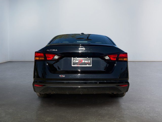 Used 2025 Nissan Altima 2.5 SV FWD image 15