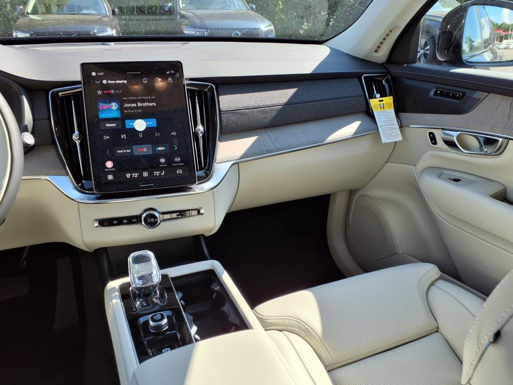 New 2026 Volvo XC90 B6 Ultra w/ Protection Package Premier image 10