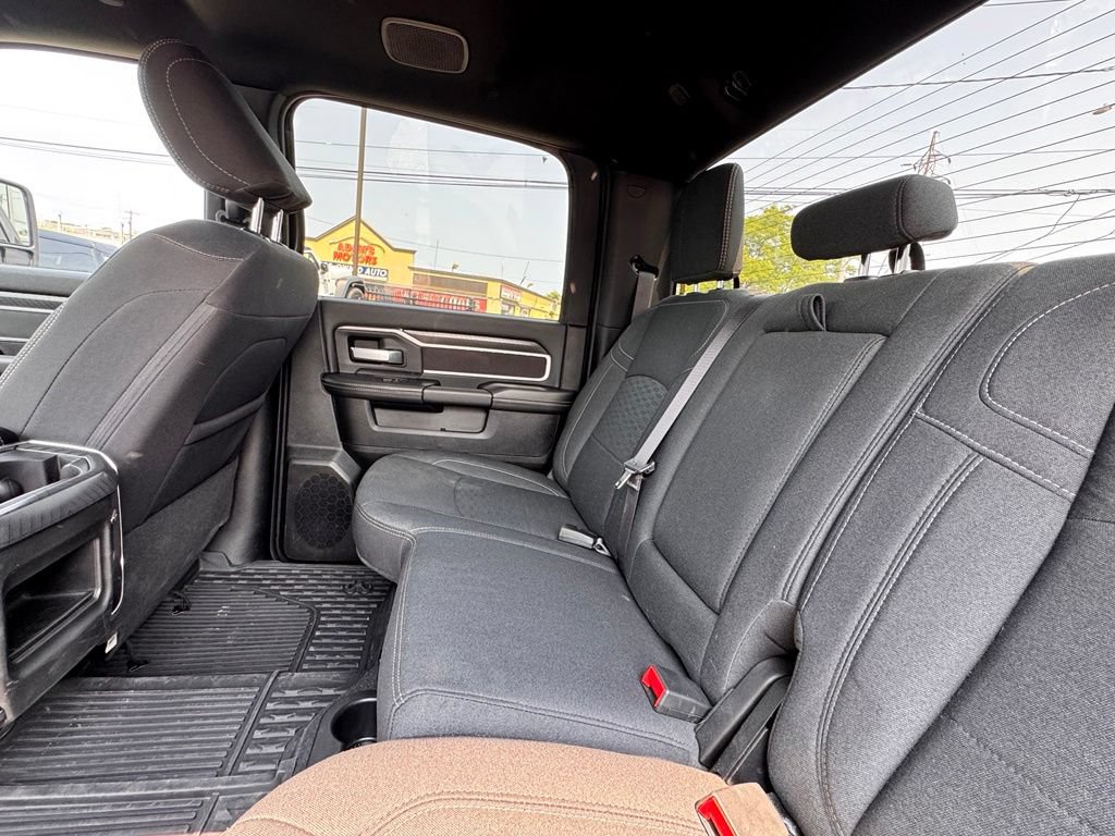 Certified 2025 RAM 2500 Big Horn AWD/4WD image 17