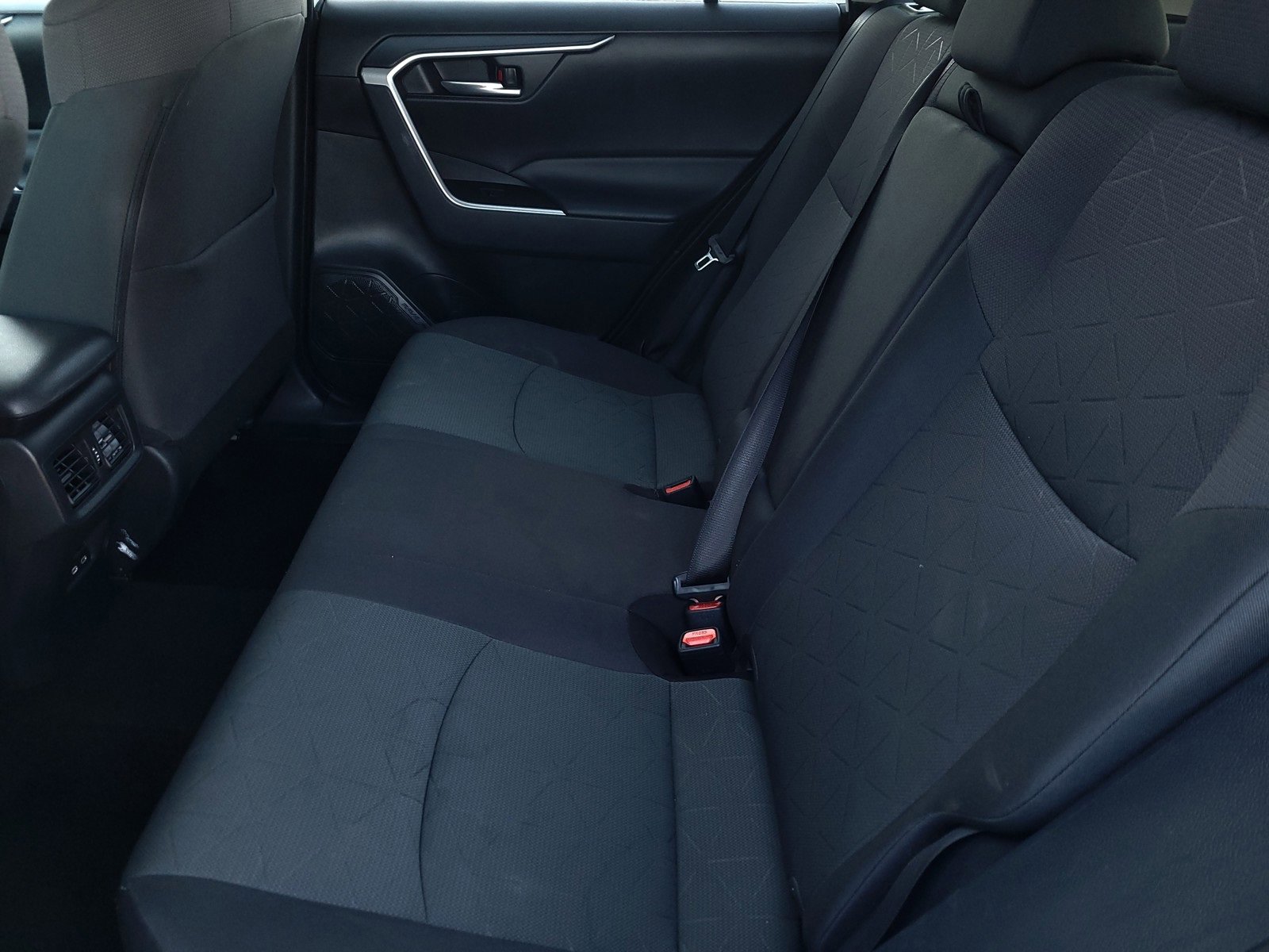 Used 2023 Toyota RAV4 XLE image 11
